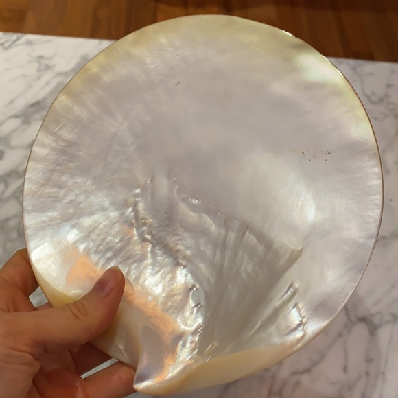 Golden Mother of Pearl Trinket Dish/ Soap Dish - Picture 4 of 4